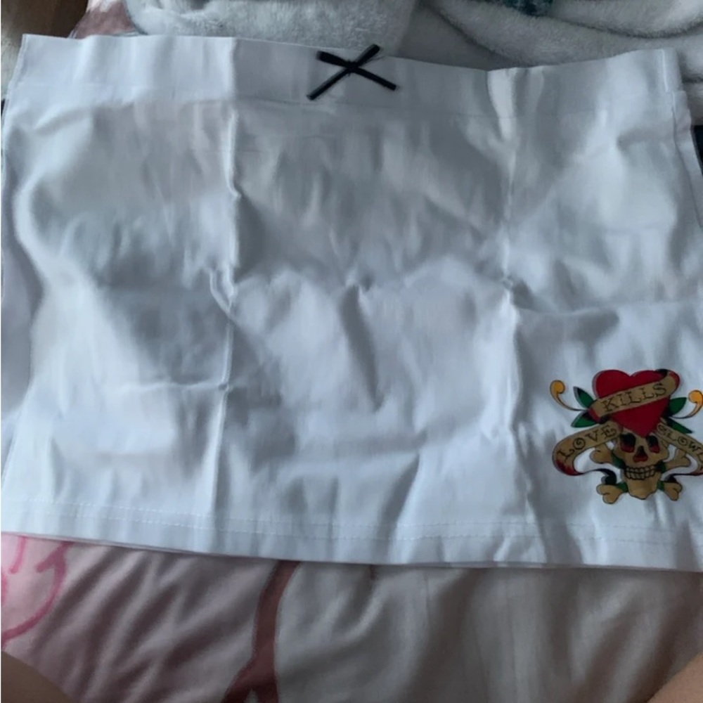 White Ed Hardy skirt, worn twice, was my moms, US L